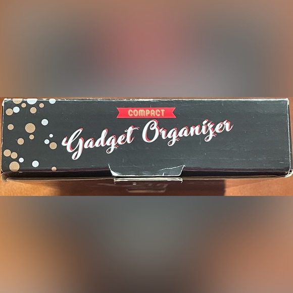 BNWOT! COMPACT, GADGET ORGANIZER, Black & Grey - Picture 3 of 7